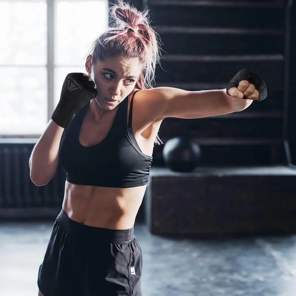 Flintronic Wewnętrzne rękawiczki bokserskie, wsparcie do połowy palców, elastyczne bandaże pod rękawicami, ochrona pięści, idealne do MMA, muay thai, kickboxingu, sportów walki, treningu i sportów