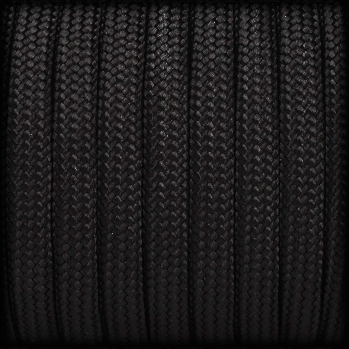 Paracord 550 linka czarna 30 m 4 mm nylonowa 7 rdzeni 250 kg