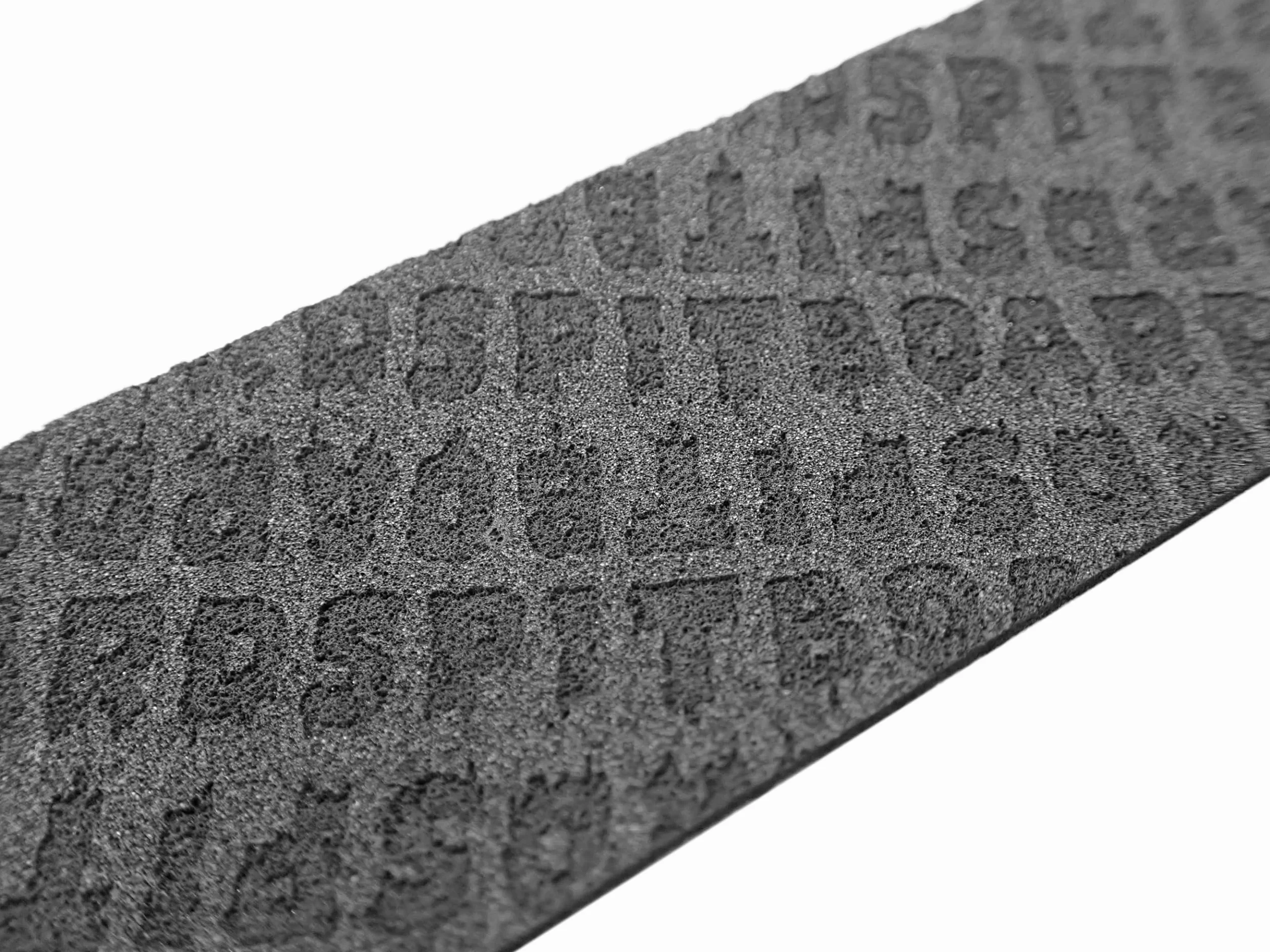 SPITBOARDS 5 laserowych wzorów 110 x 38 mm 1 mm czarne elementy do skate grip taśma komórkowa guma piankowa