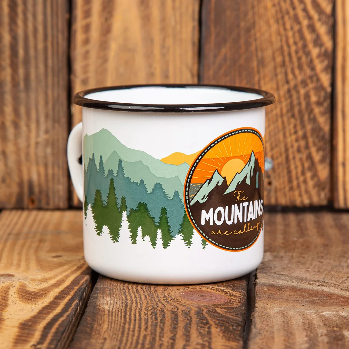 MUGSY I emaliowany kubek The Mountains are calling, 330 ml kubek kempingowy z sentencją, kubek kempingowy I kolorowy