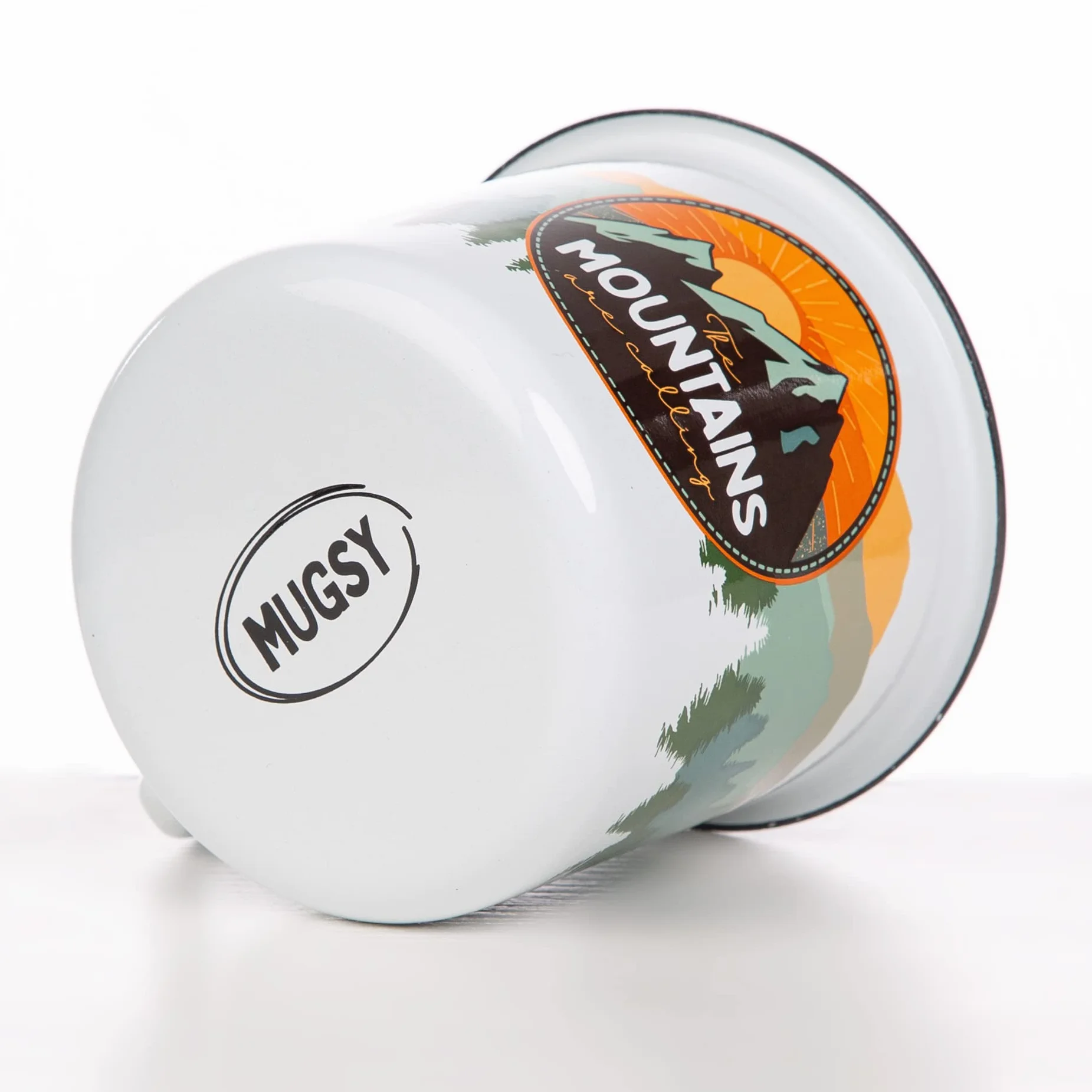 MUGSY I emaliowany kubek The Mountains are calling, 330 ml kubek kempingowy z sentencją, kubek kempingowy I kolorowy