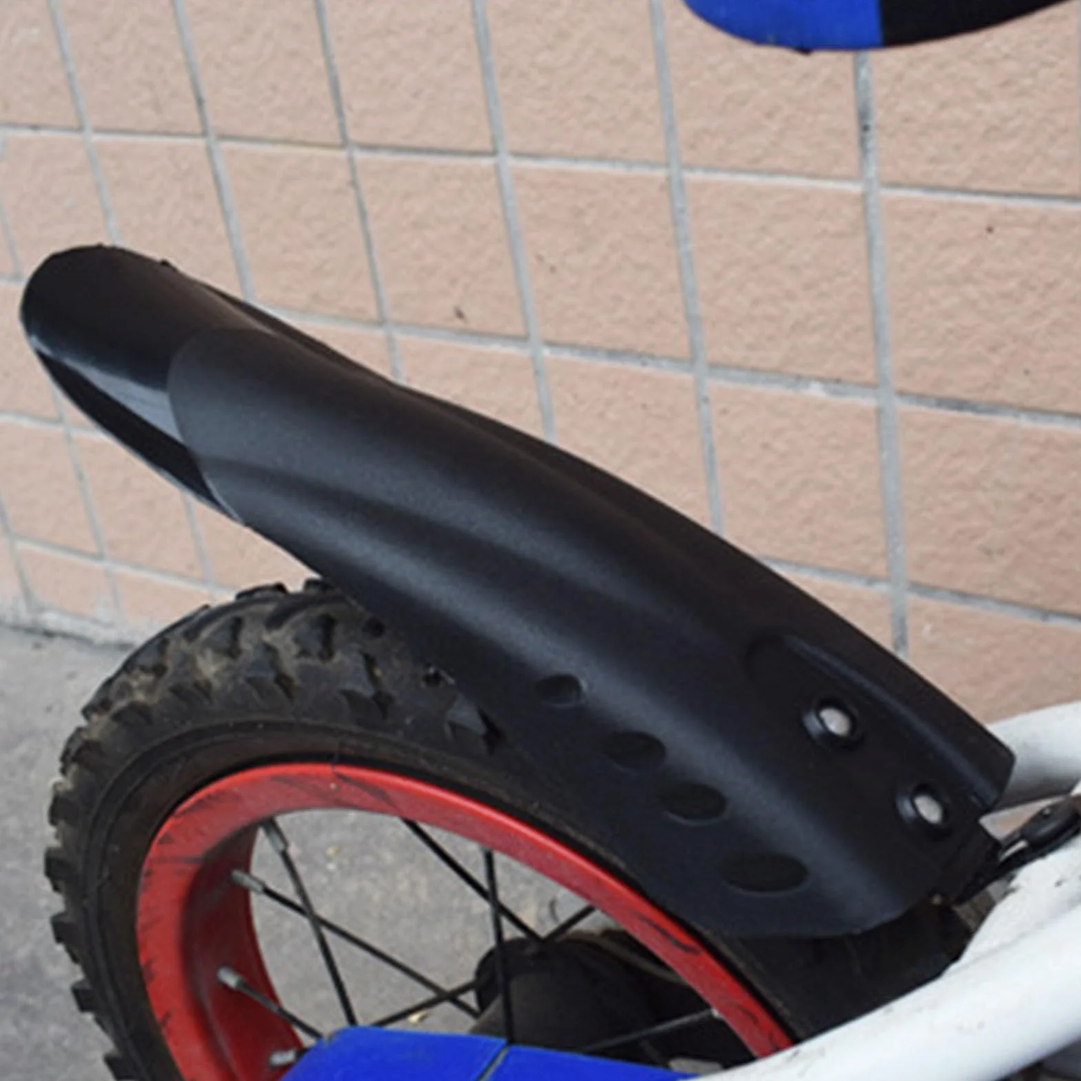 Błotnik rowerowy dla dzieci Tbest, uniwersalny błotnik przedni i tylny o regulowanej długości, ochrona opon do rowerów typu flat bike o kołach 12, 14, 16, 18 i 20 cali