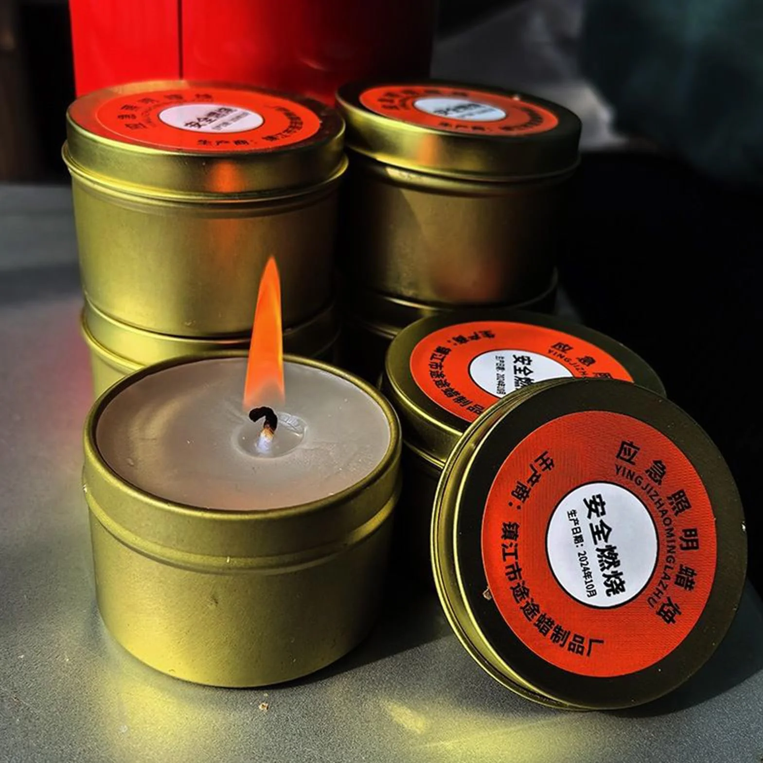 Świece ratunkowe, 10 sztuk wiatro- i wodoodpornych świec survivalowych, 24 godziny długiego palenia, bezdymne świece, podgrzewacze do żywności, trwałe źródło światła awaryjnego w przypadku awarii